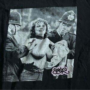 SAKE Black Topless Women Graphic T-shirt Men’s Sz Medium street goth grudge